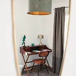 De 3*